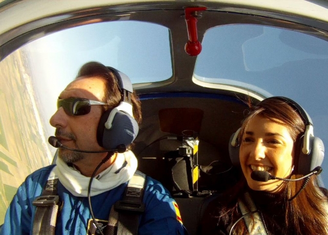 Vuelo con una alumna.jpg